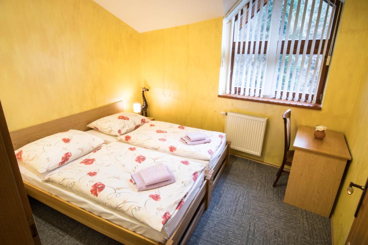 Hotel Somka Drienica エクステリア 写真