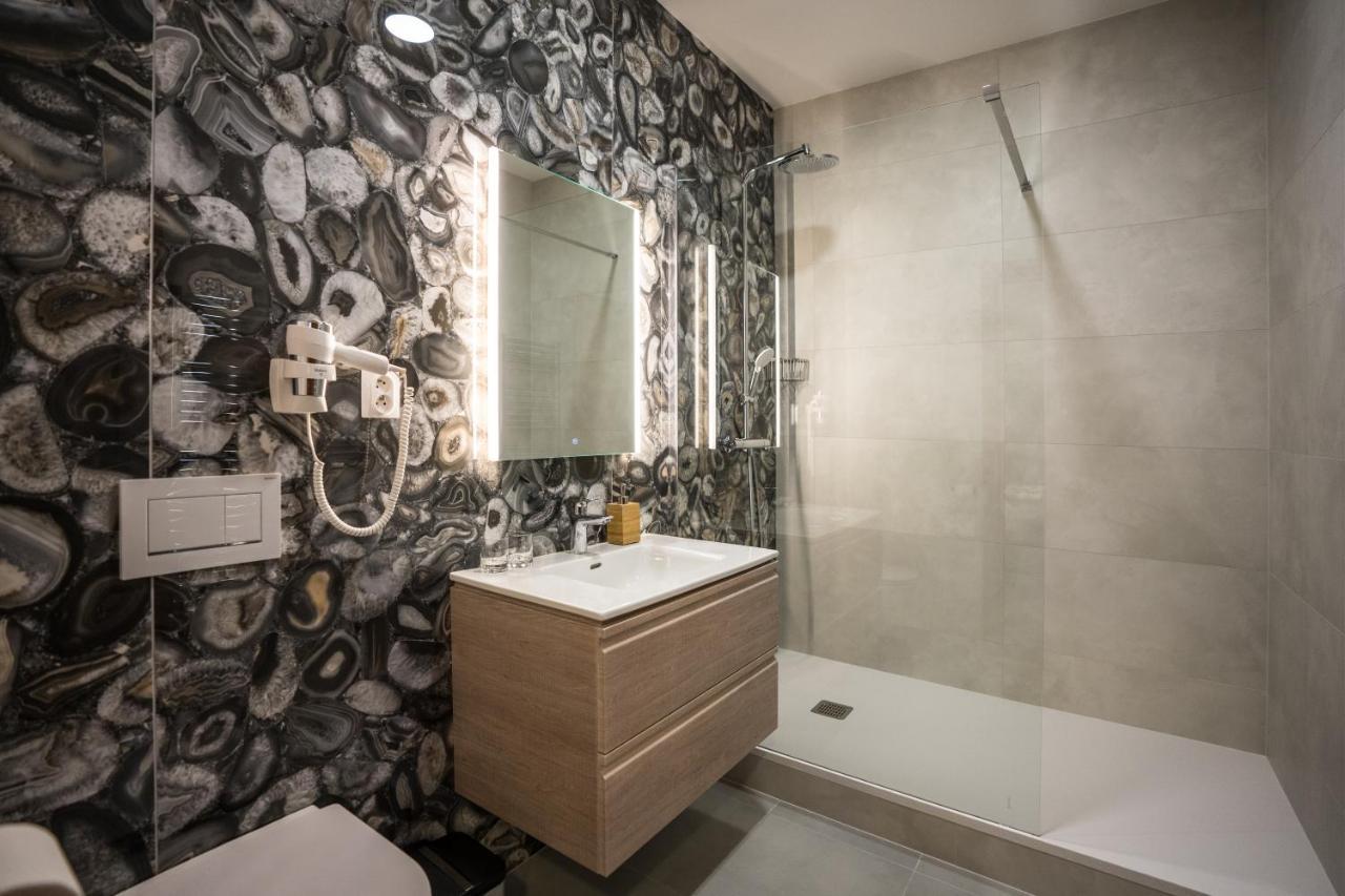 Hotel Somka Drienica エクステリア 写真